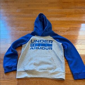 Boys Size 7 - Worn Once Under Armour Gray & Blue Boys' Pullover Hoodie with Logo